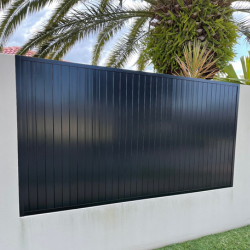 Vertical Slats with No Gaps between Slats