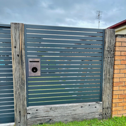 Horizontal Slats with 9mm or 20mm Gaps between slats
