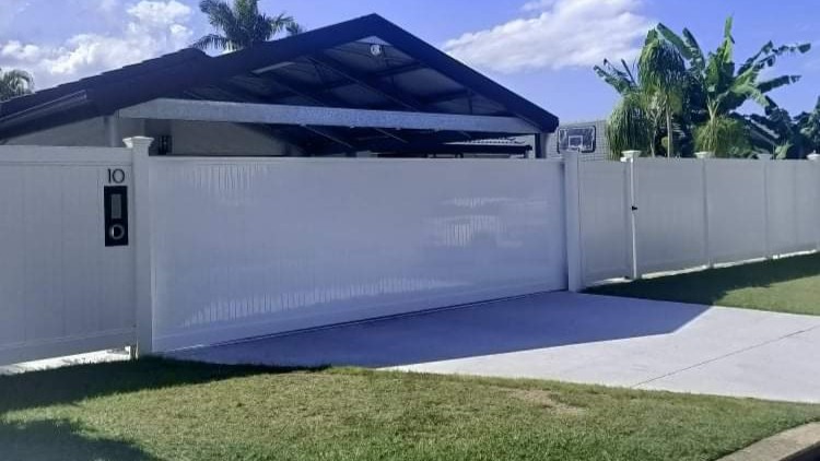 Vertical Slat with No Gaps between slats